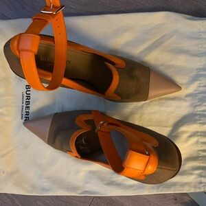 Burberry Women's Orange and Tan Heels